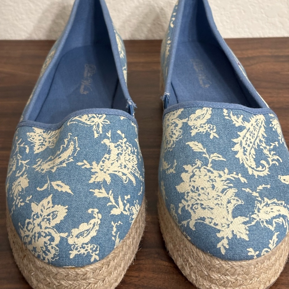 The Pioneer Woman Blue Denim and Cream Espadrilles